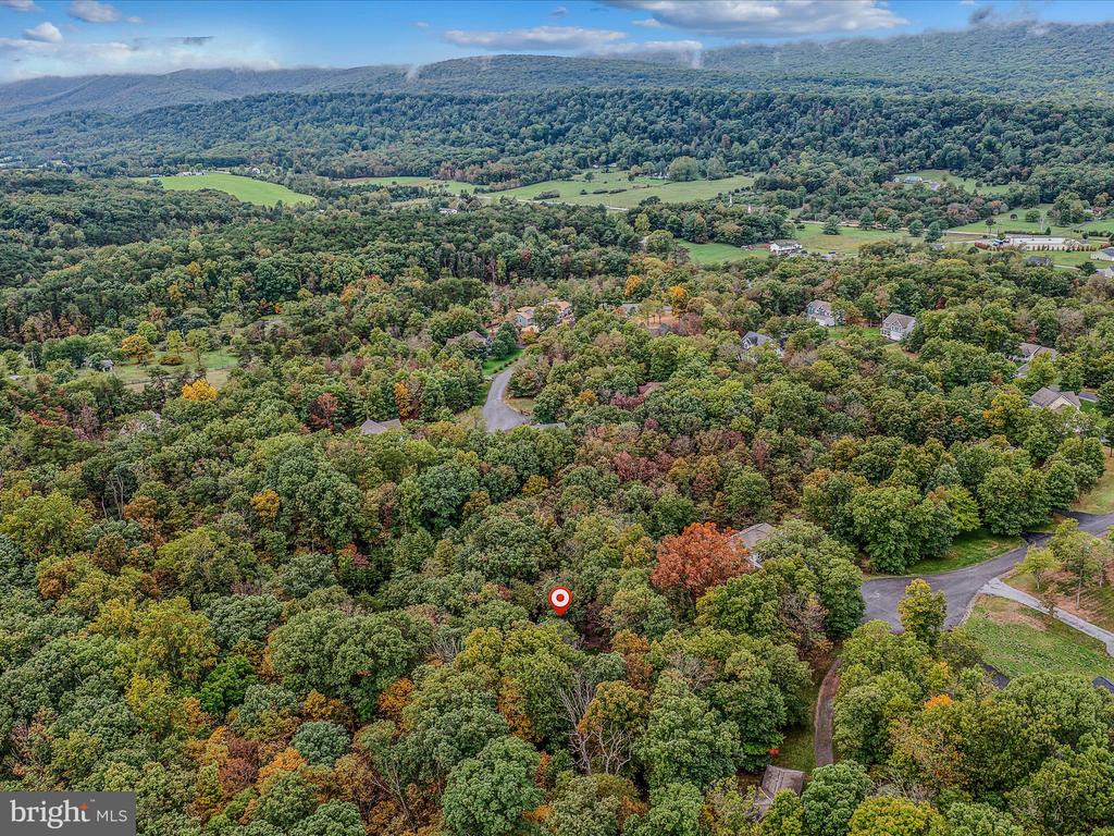 380 CIELO LANE