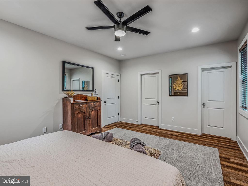 380 CIELO LANE
