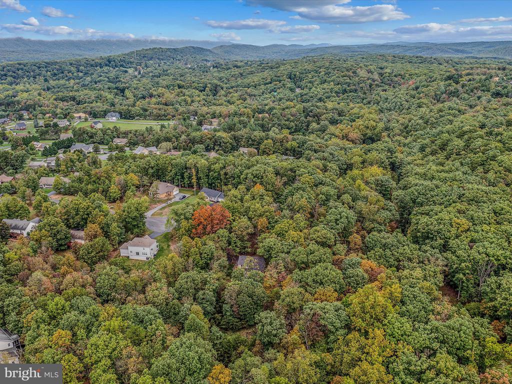 380 CIELO LANE