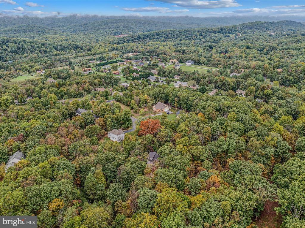 380 CIELO LANE
