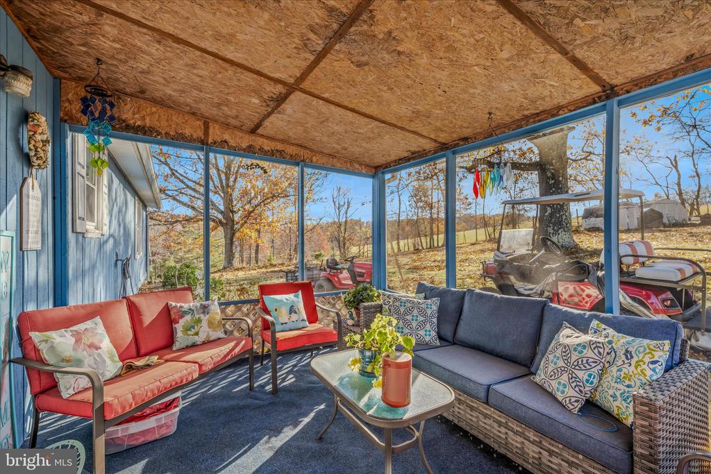 35 SLEEPYVIEW LANE