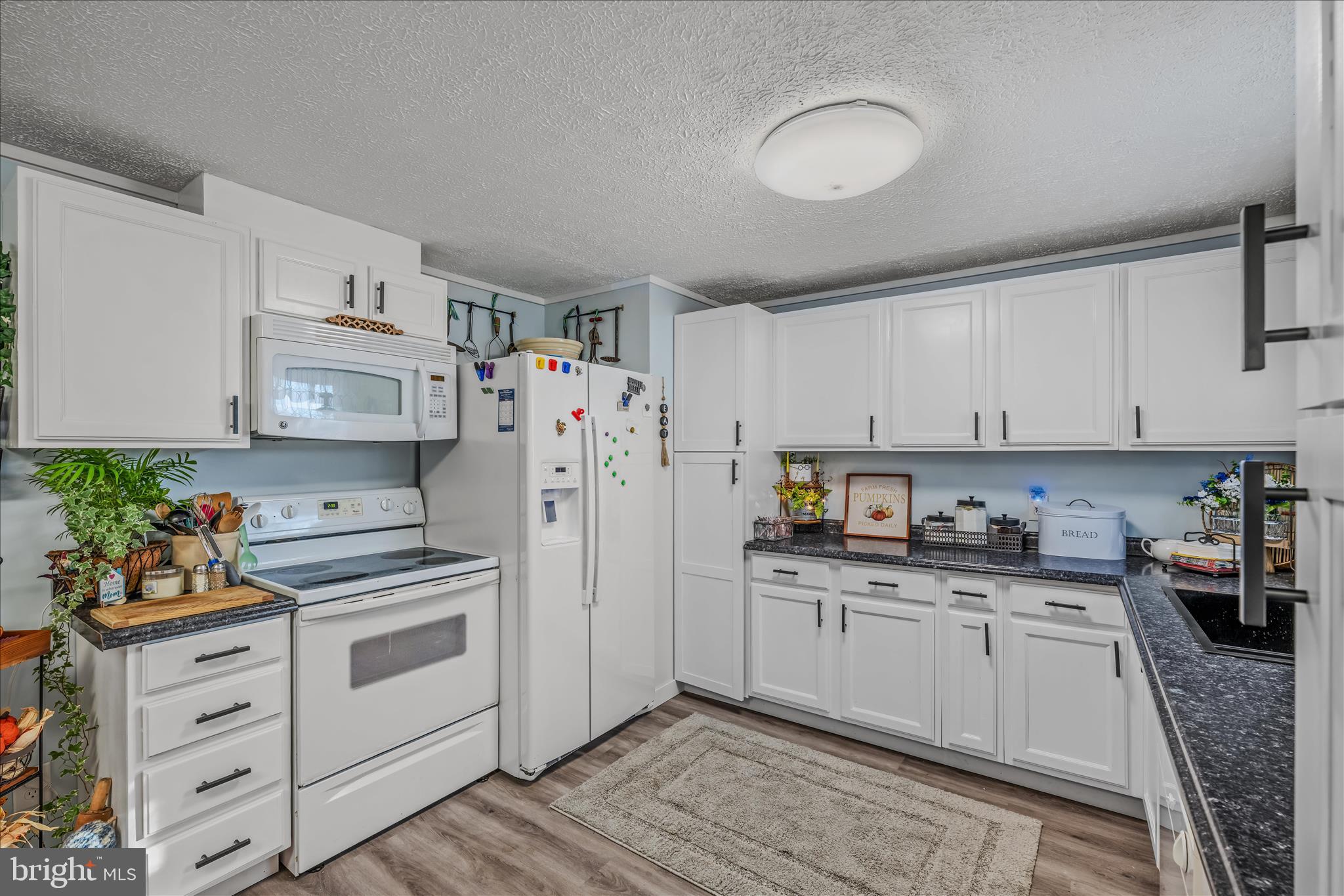 35 SLEEPYVIEW LANE