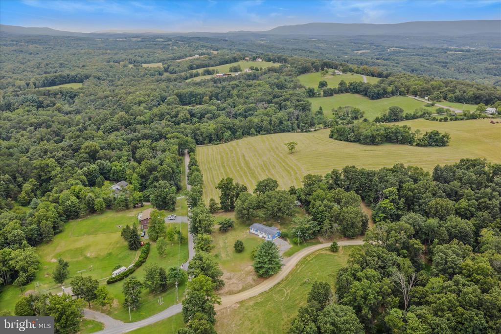 35 SLEEPYVIEW LANE
