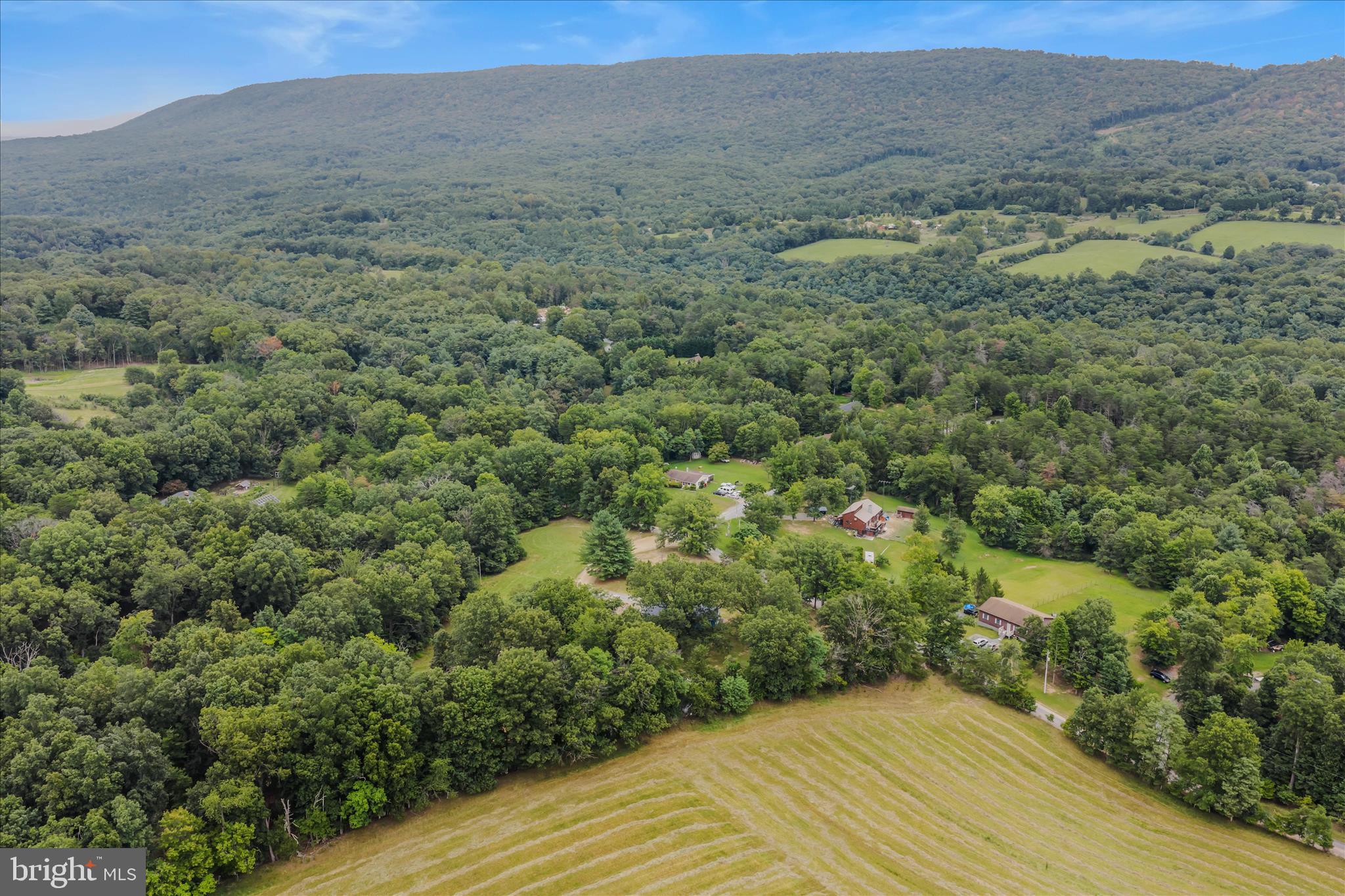 35 SLEEPYVIEW LANE