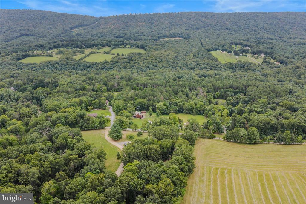 35 SLEEPYVIEW LANE