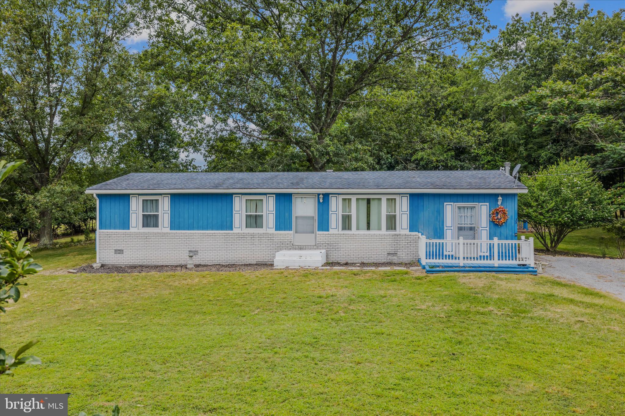 35 SLEEPYVIEW LANE