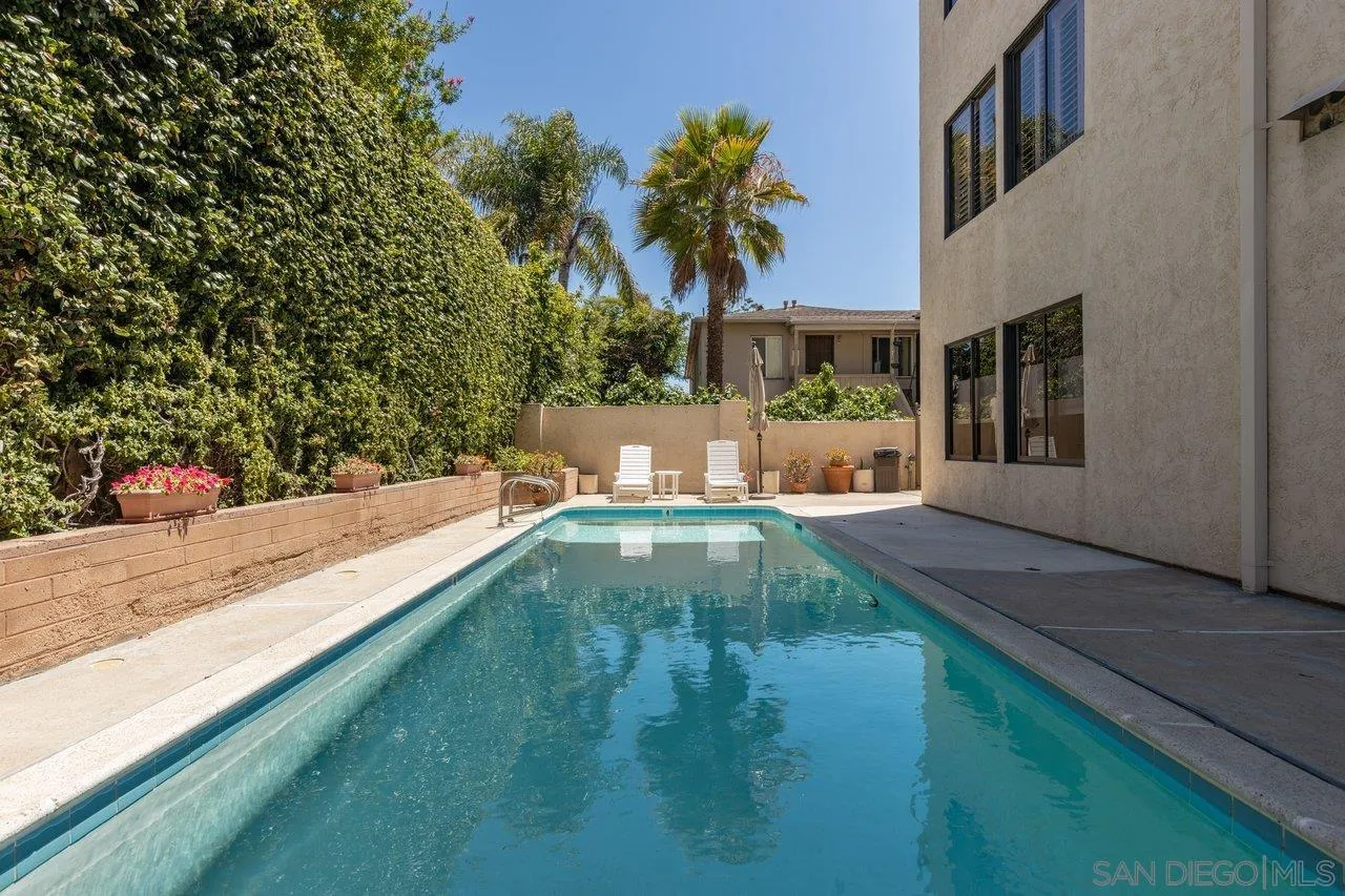 3161 1st Ave Unit 3s