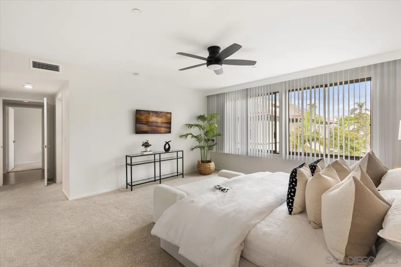 3161 1st Ave Unit 3s