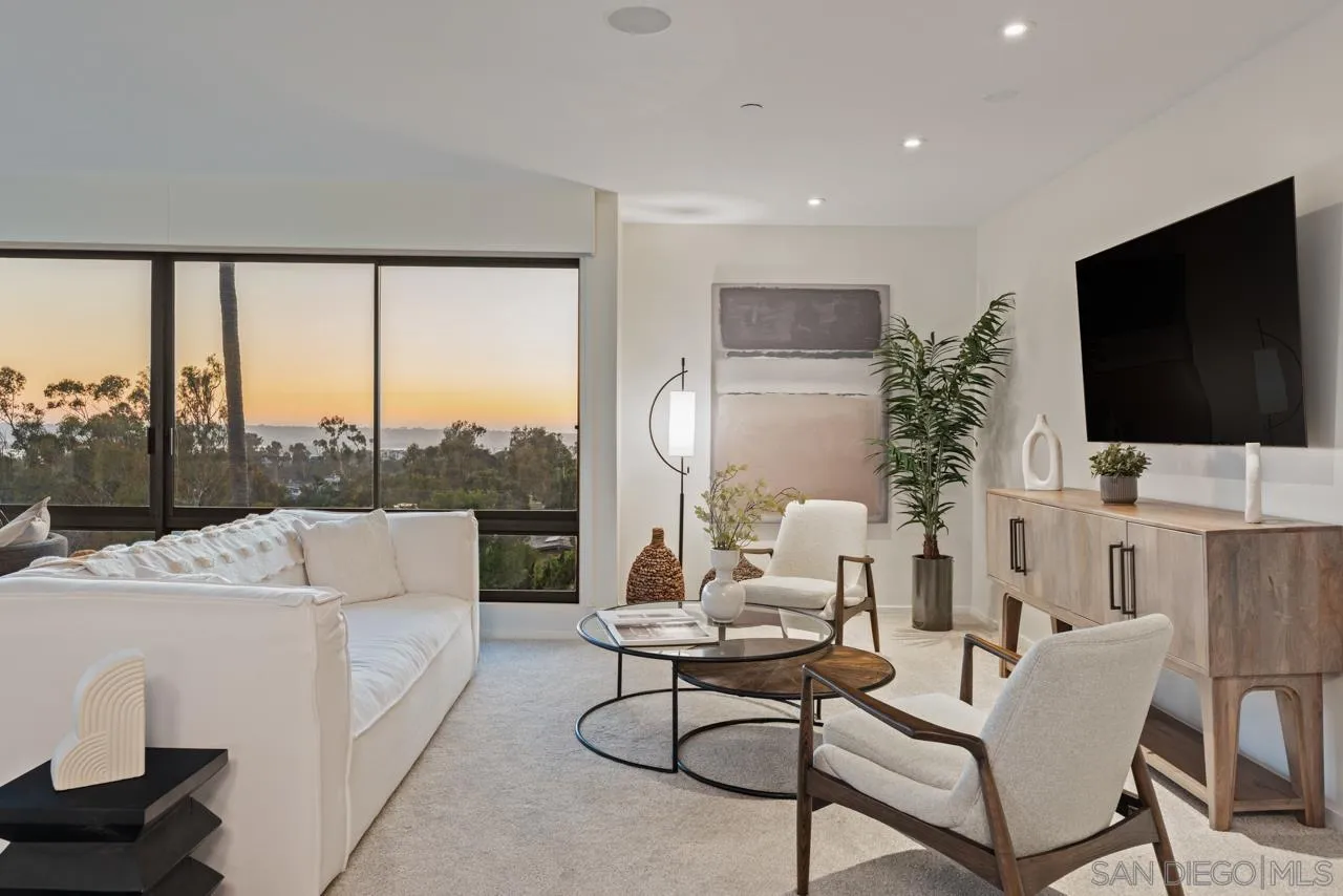 3161 1st Ave Unit 3s