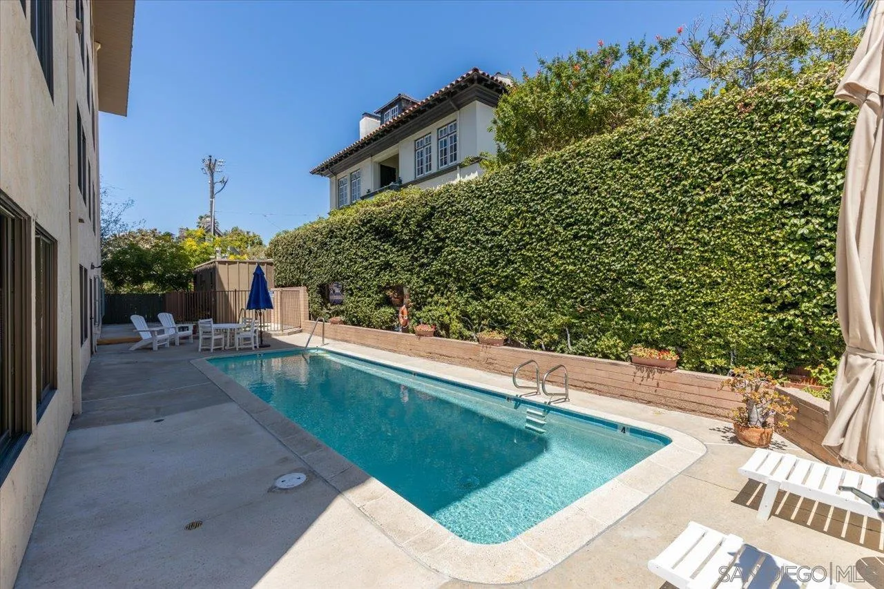 3161 1st Ave Unit 3s