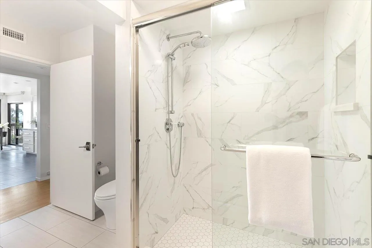 3161 1st Ave Unit 3s