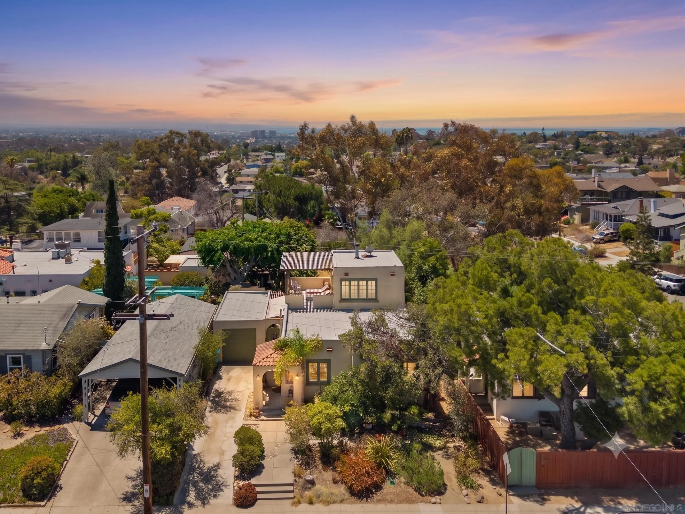 3255 Grape Street