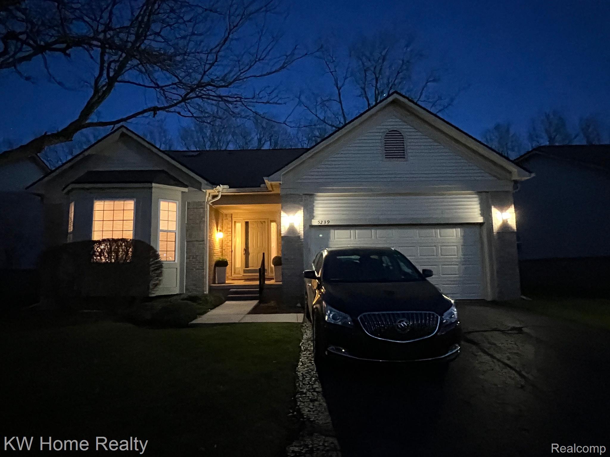 5239 SIMPSON LAKE Road