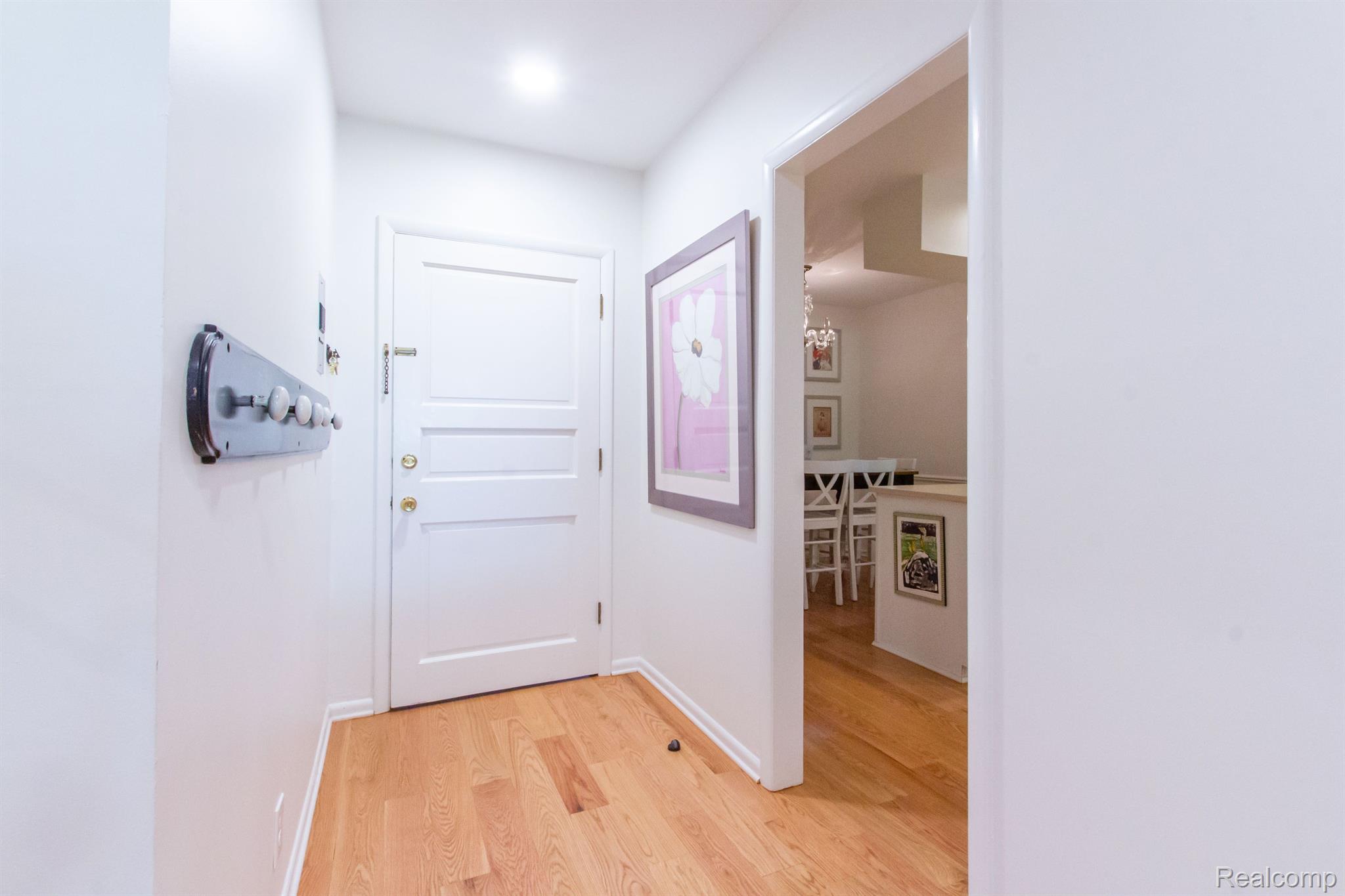 1745 TIVERTON Road 18