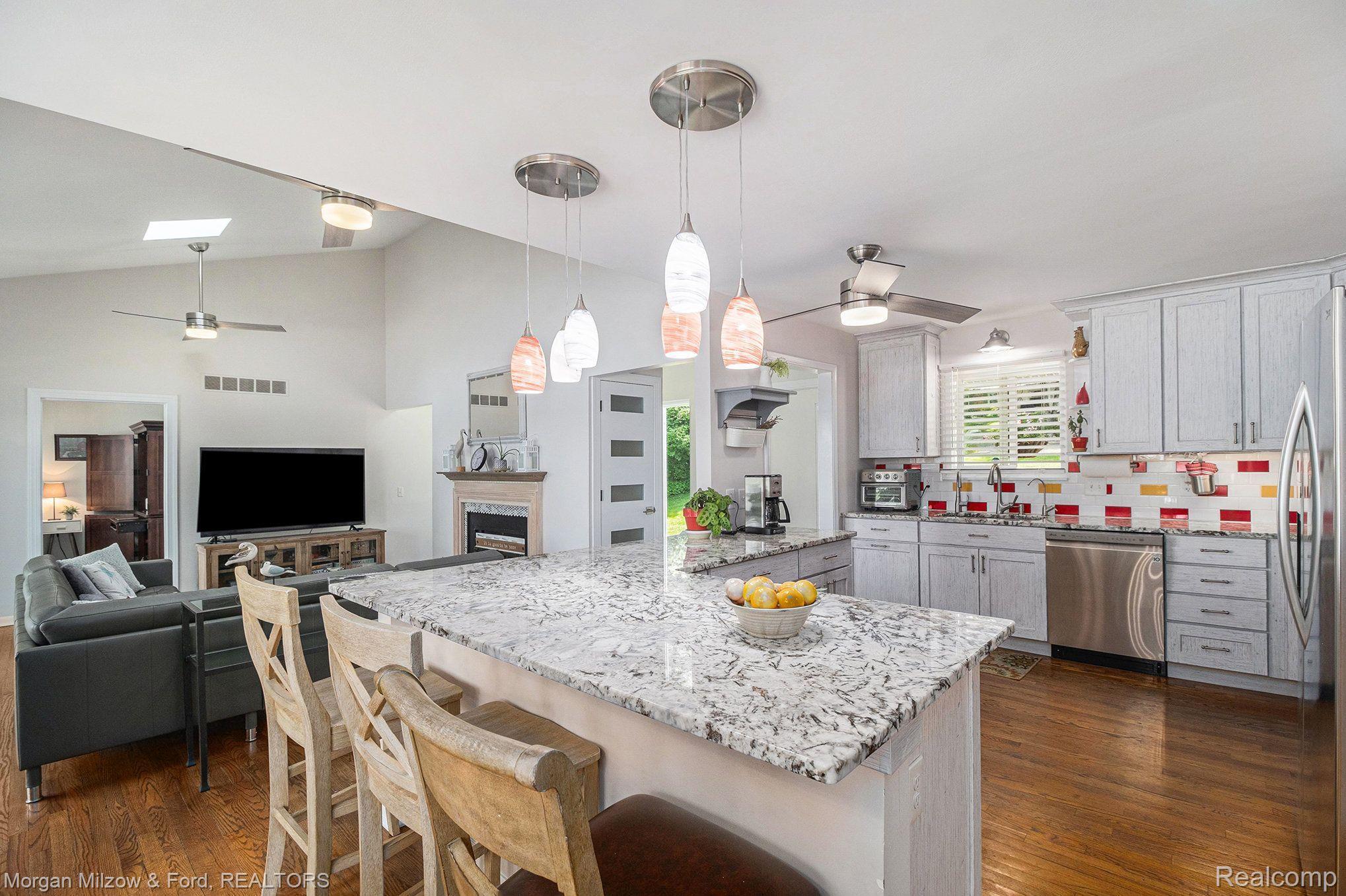 6411 Wellesley Terrace