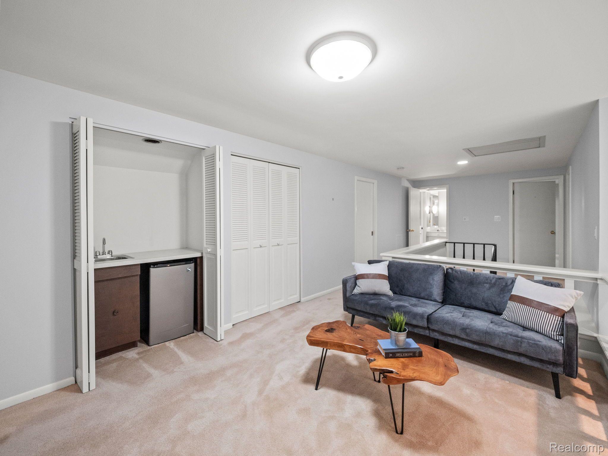 2922 Woodland Ridge