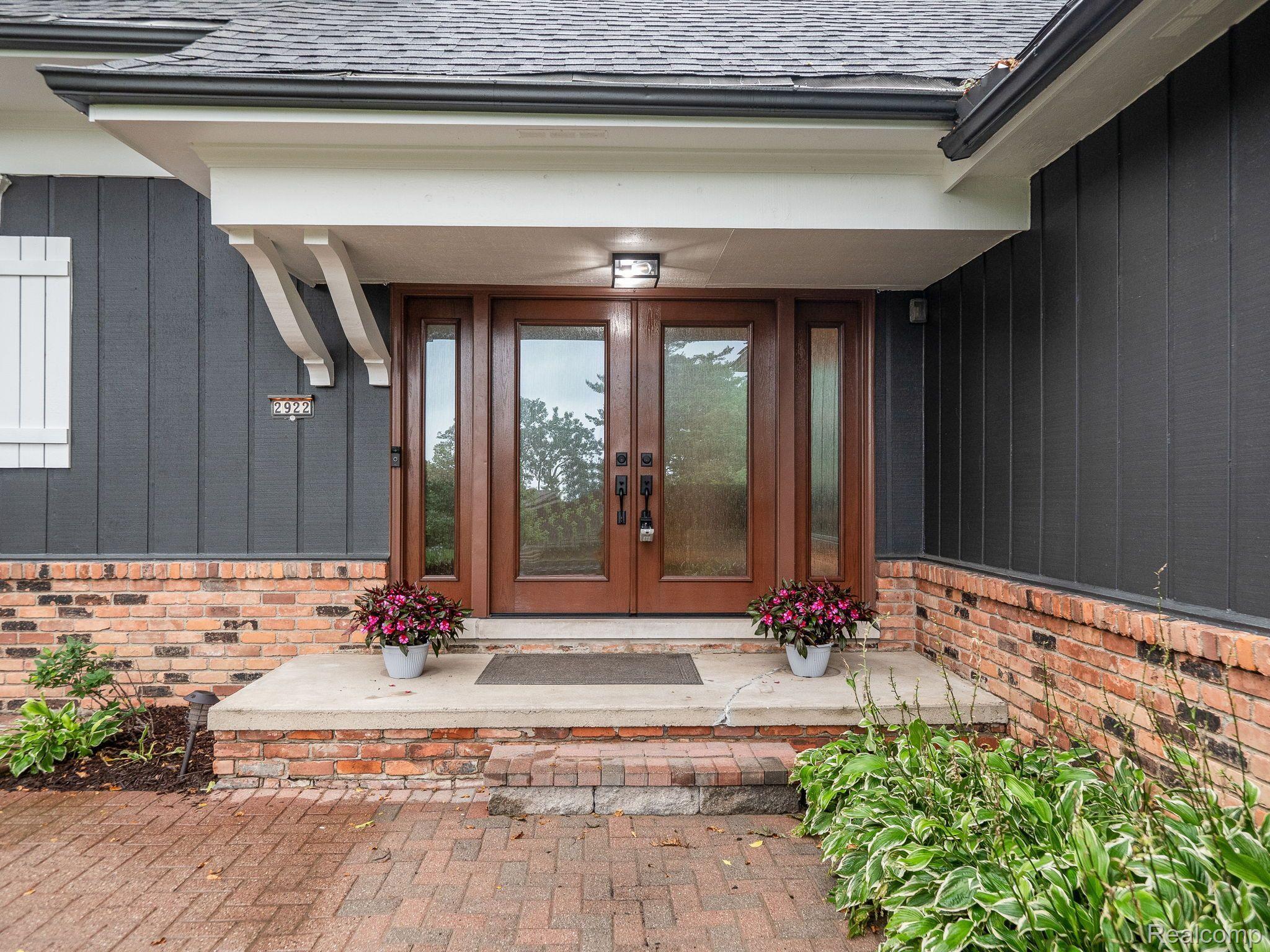 2922 Woodland Ridge