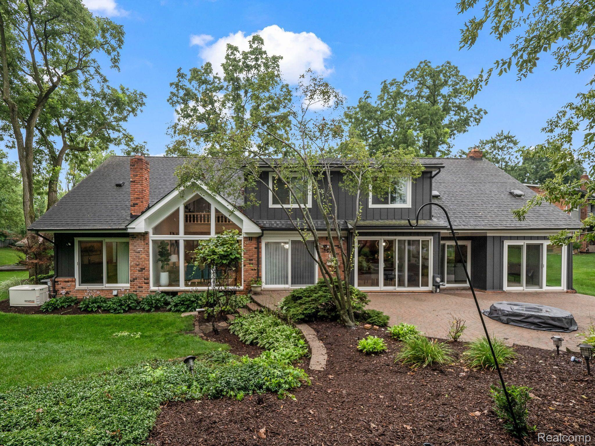 2922 Woodland Ridge