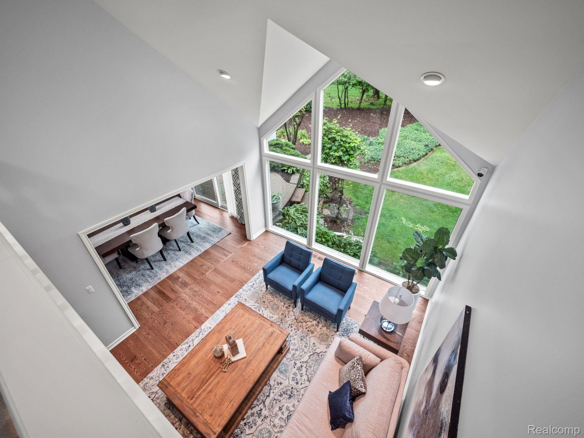 2922 Woodland Ridge