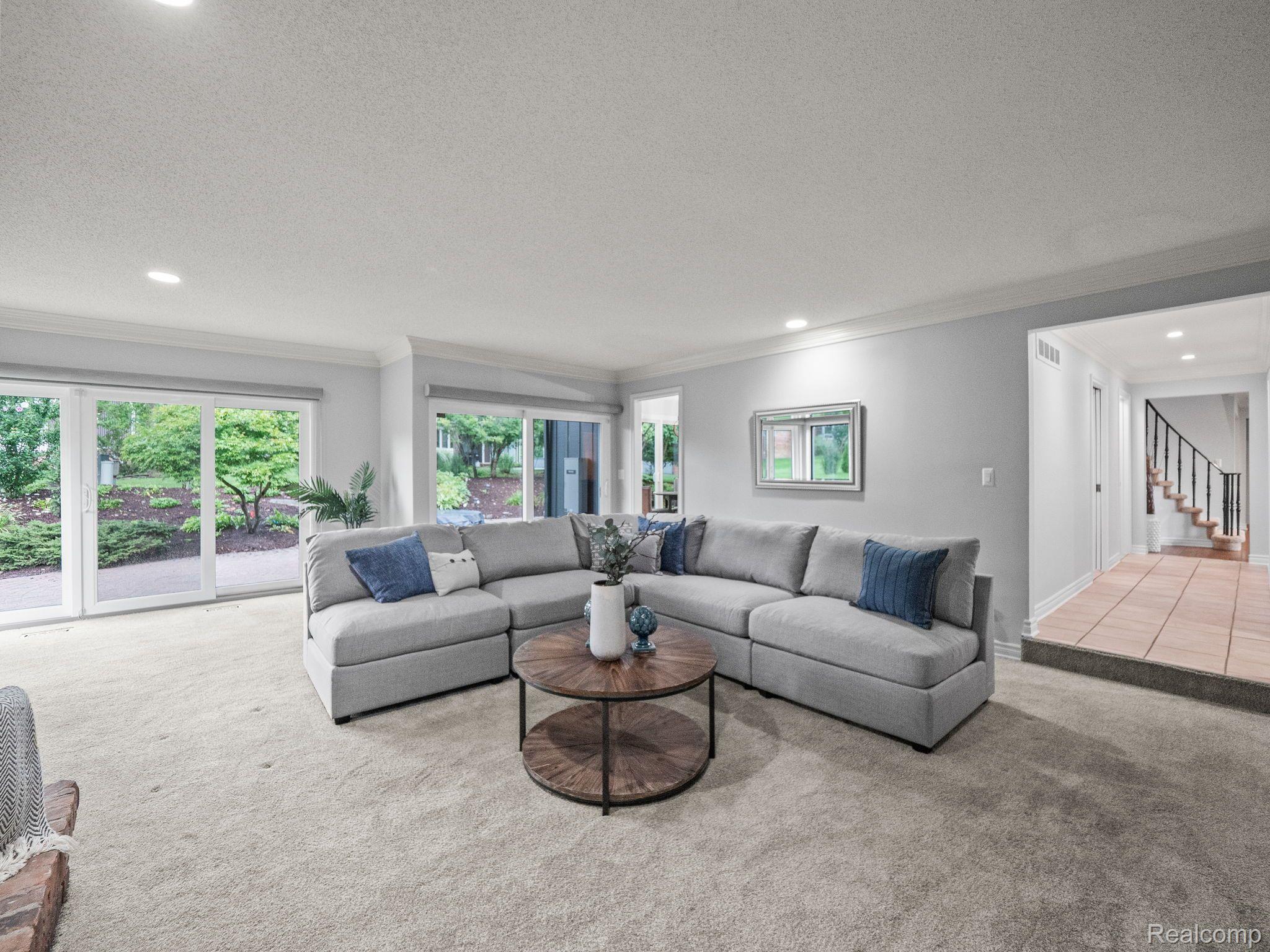 2922 Woodland Ridge