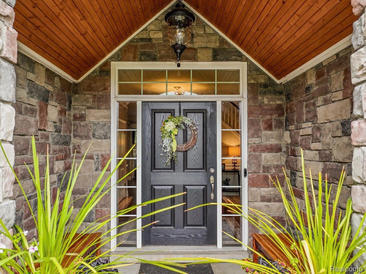 4561 OAKHURST RIDGE Road