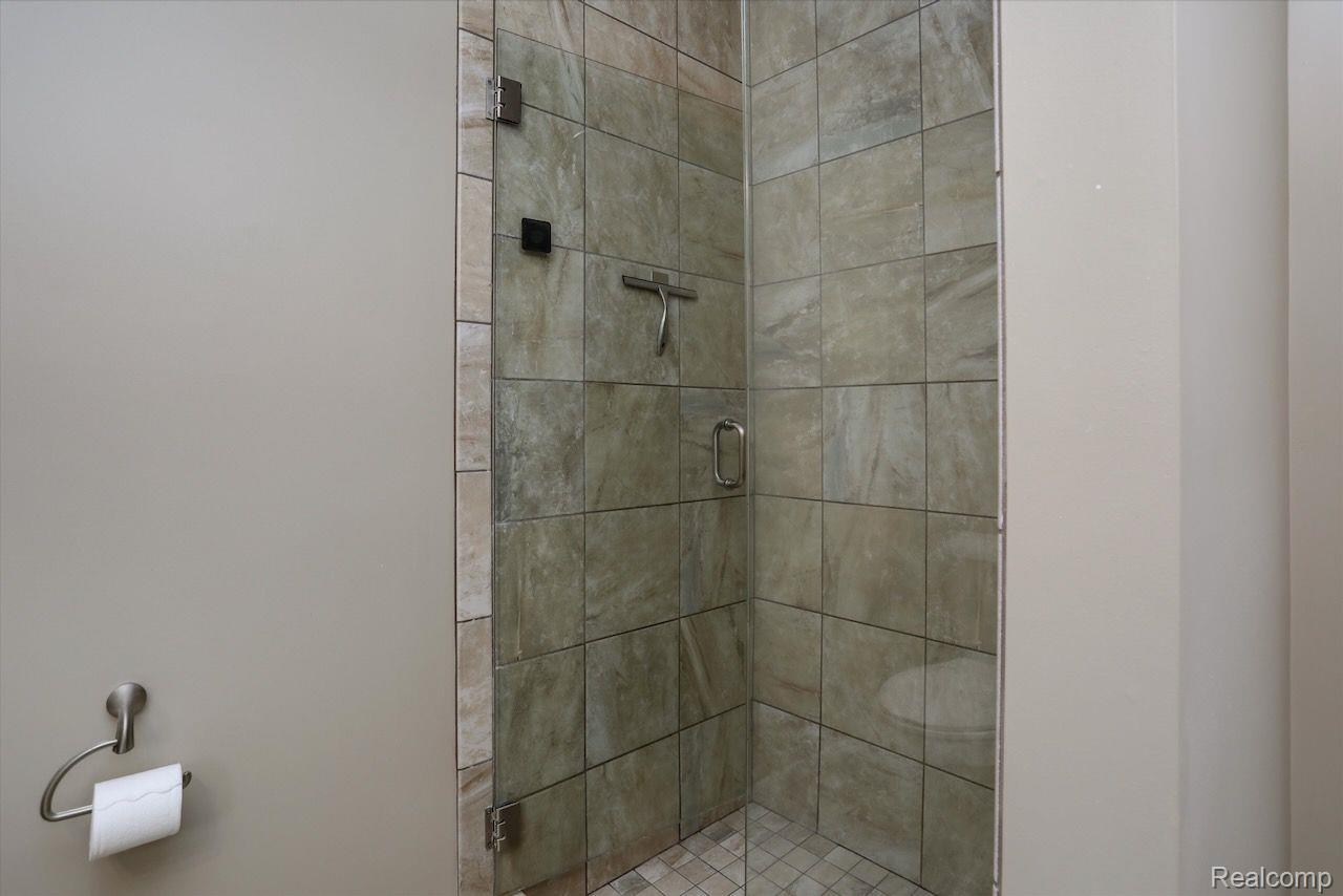 4561 OAKHURST RIDGE Road