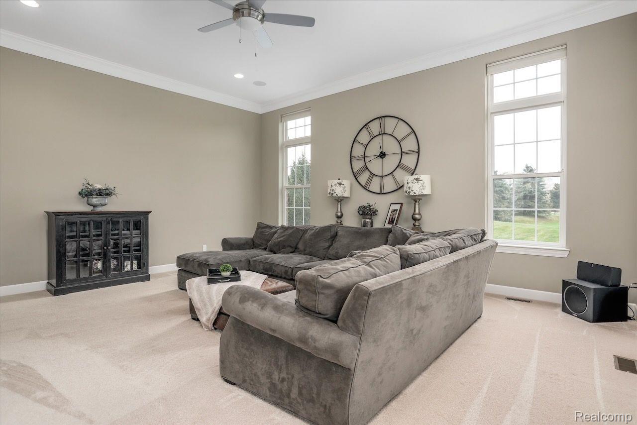 4561 OAKHURST RIDGE Road