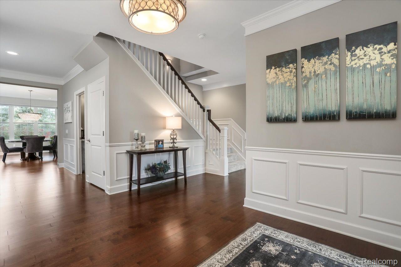 4561 OAKHURST RIDGE Road