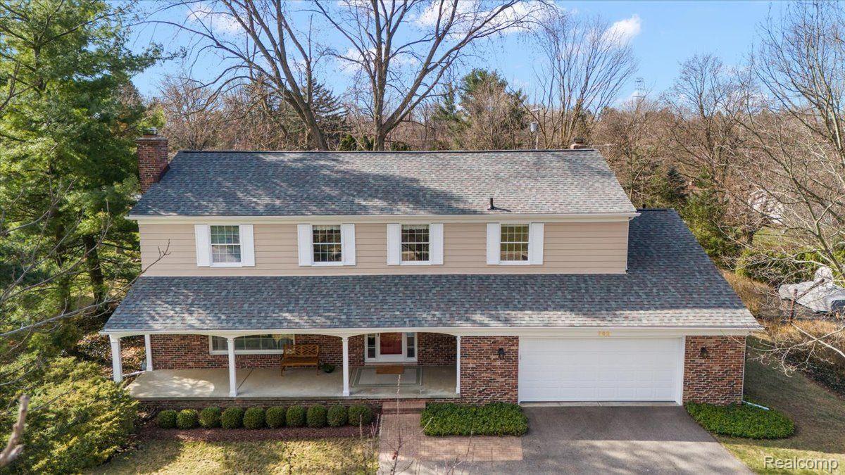 762 KENSINGTON Lane