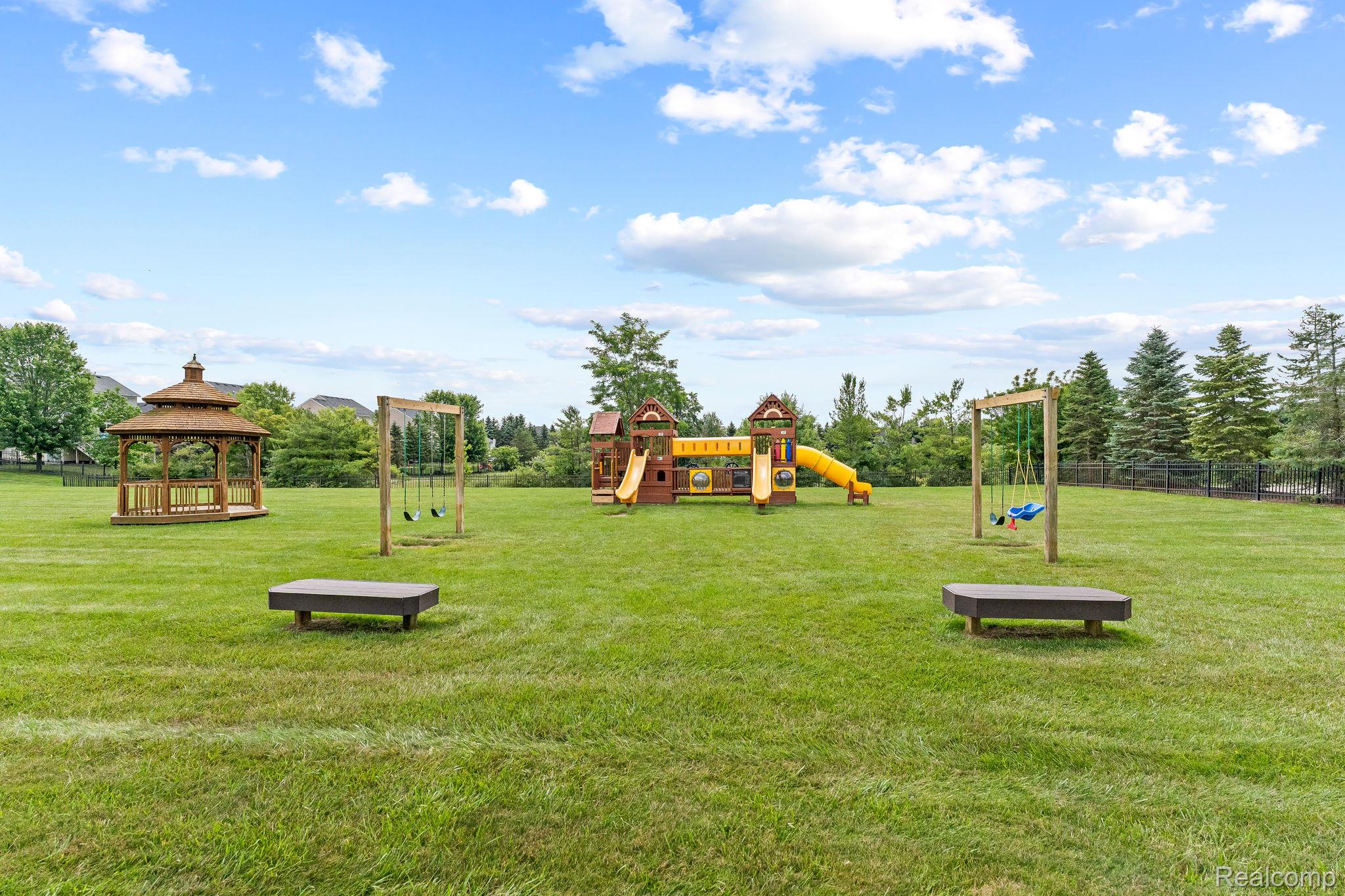 4074 Peach Tree Lane