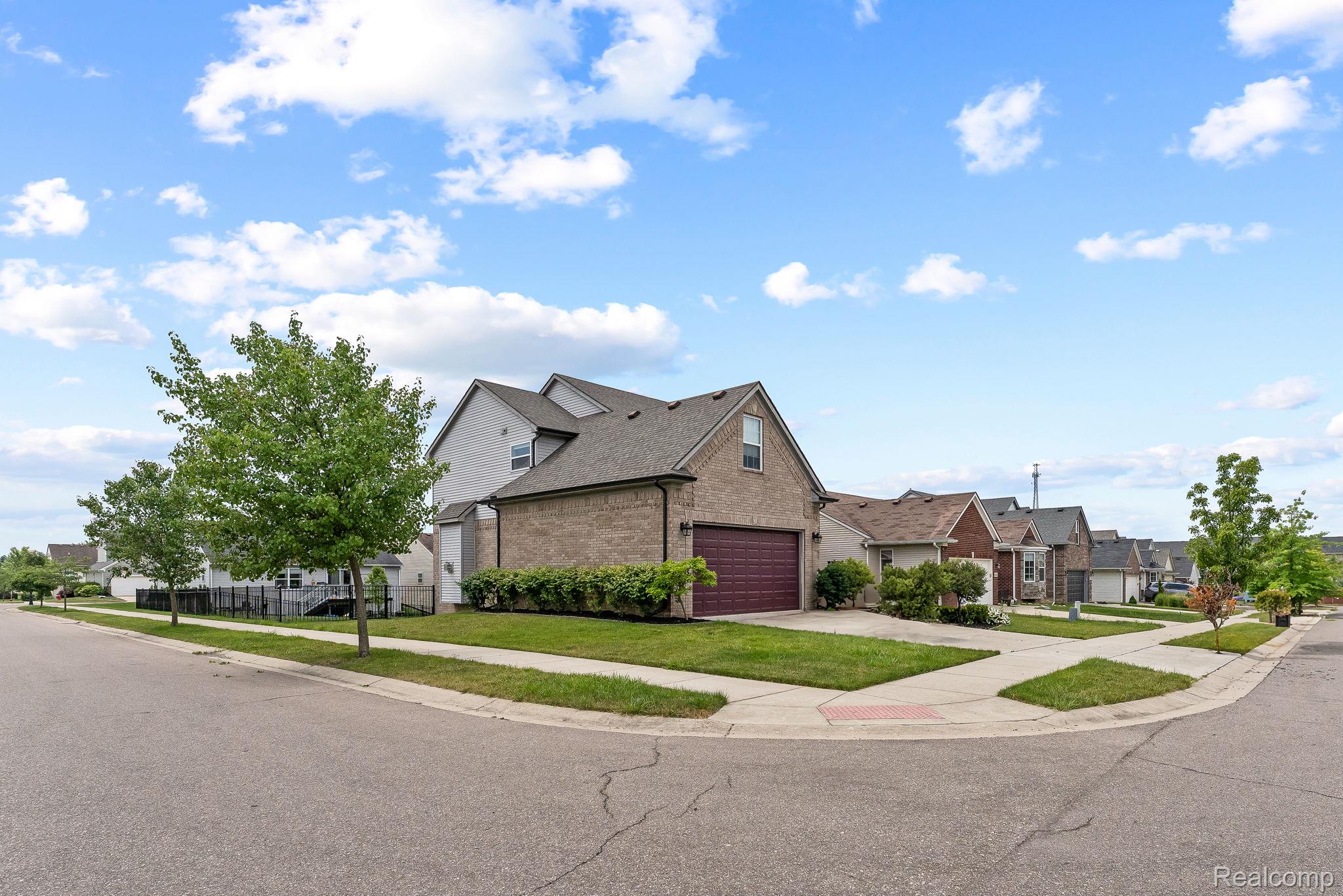 4074 Peach Tree Lane