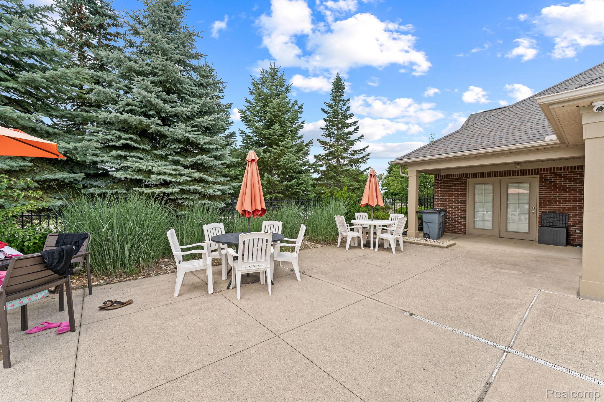 4074 Peach Tree Lane