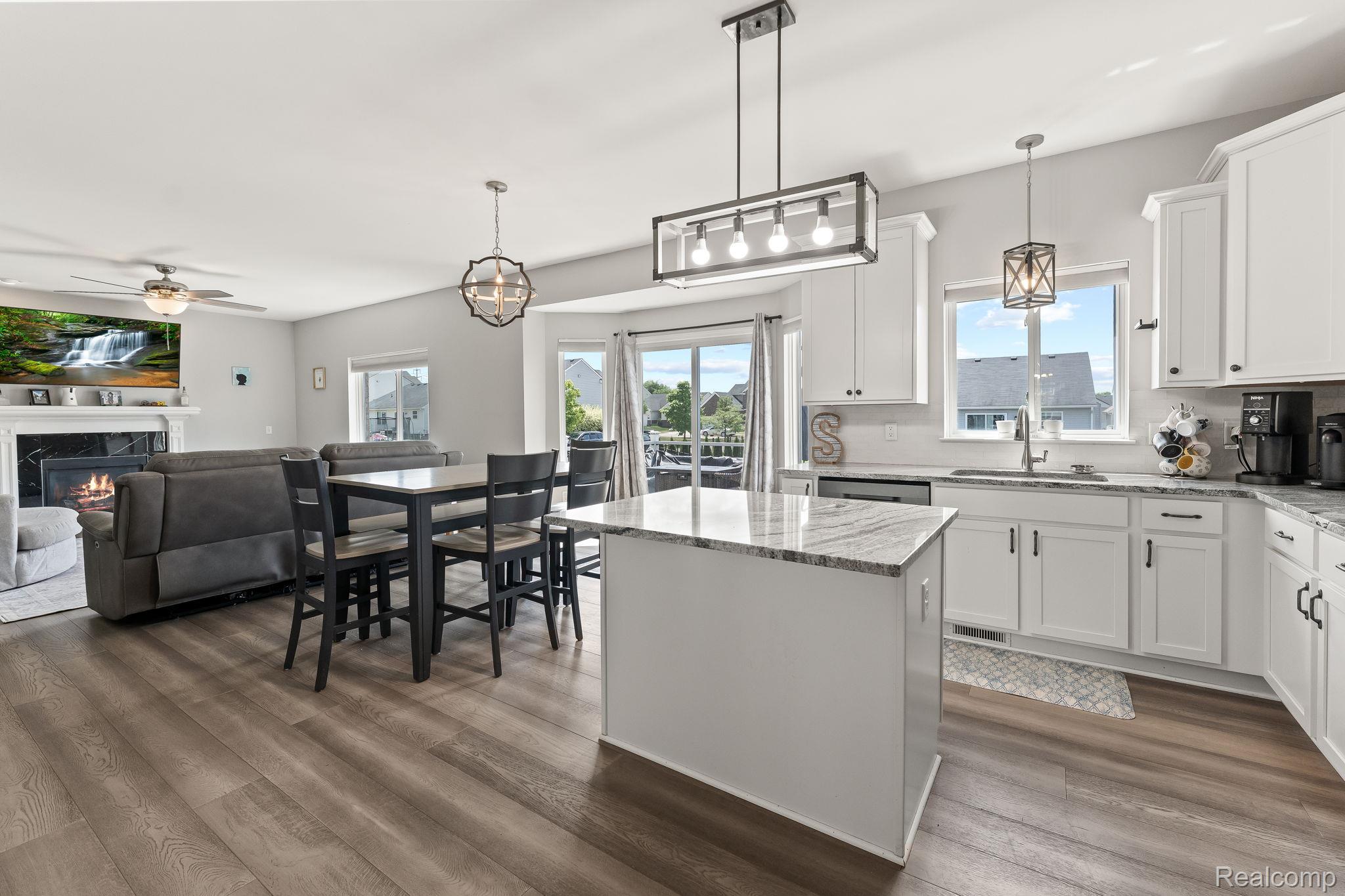 4074 Peach Tree Lane