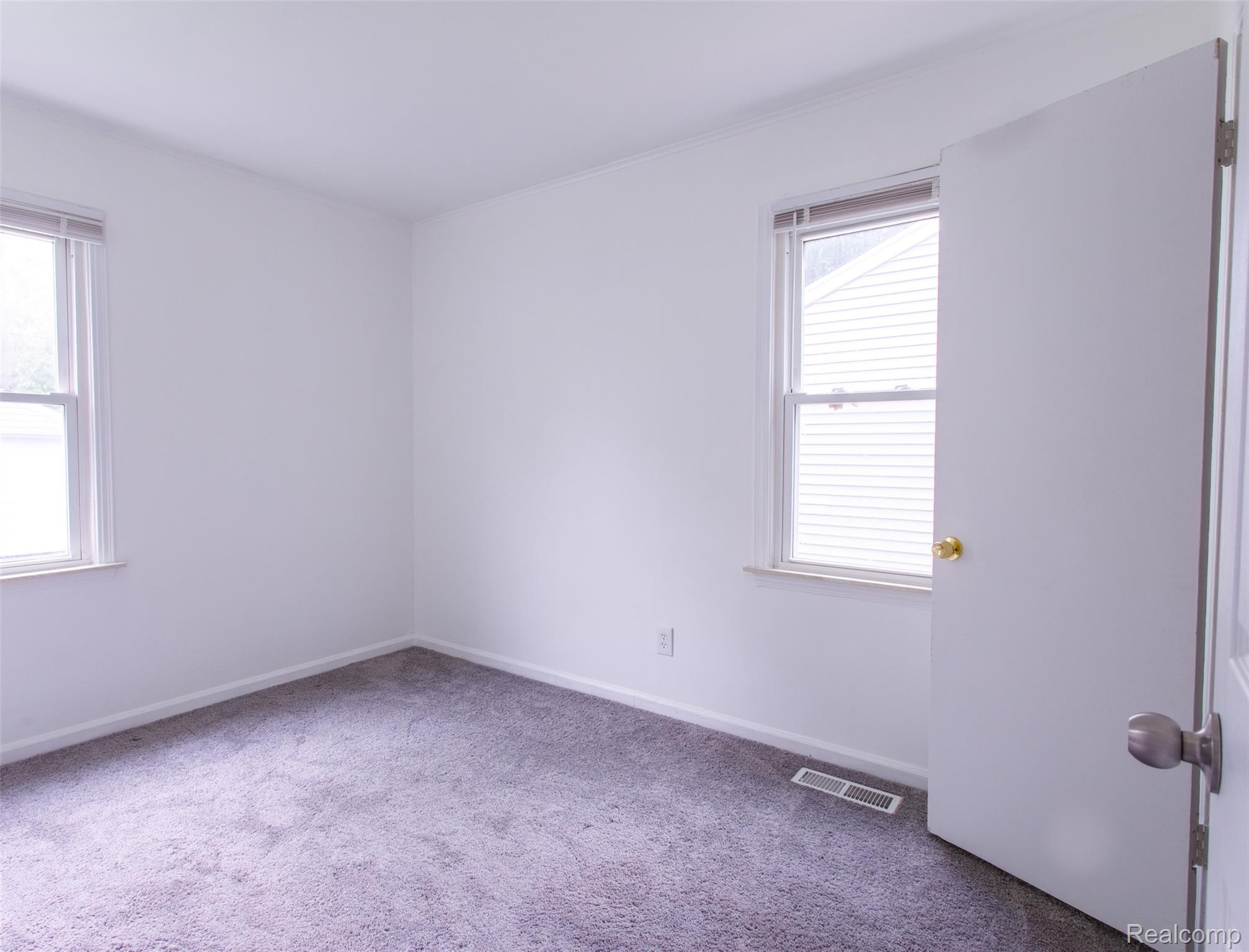 27700 Dartmouth Street