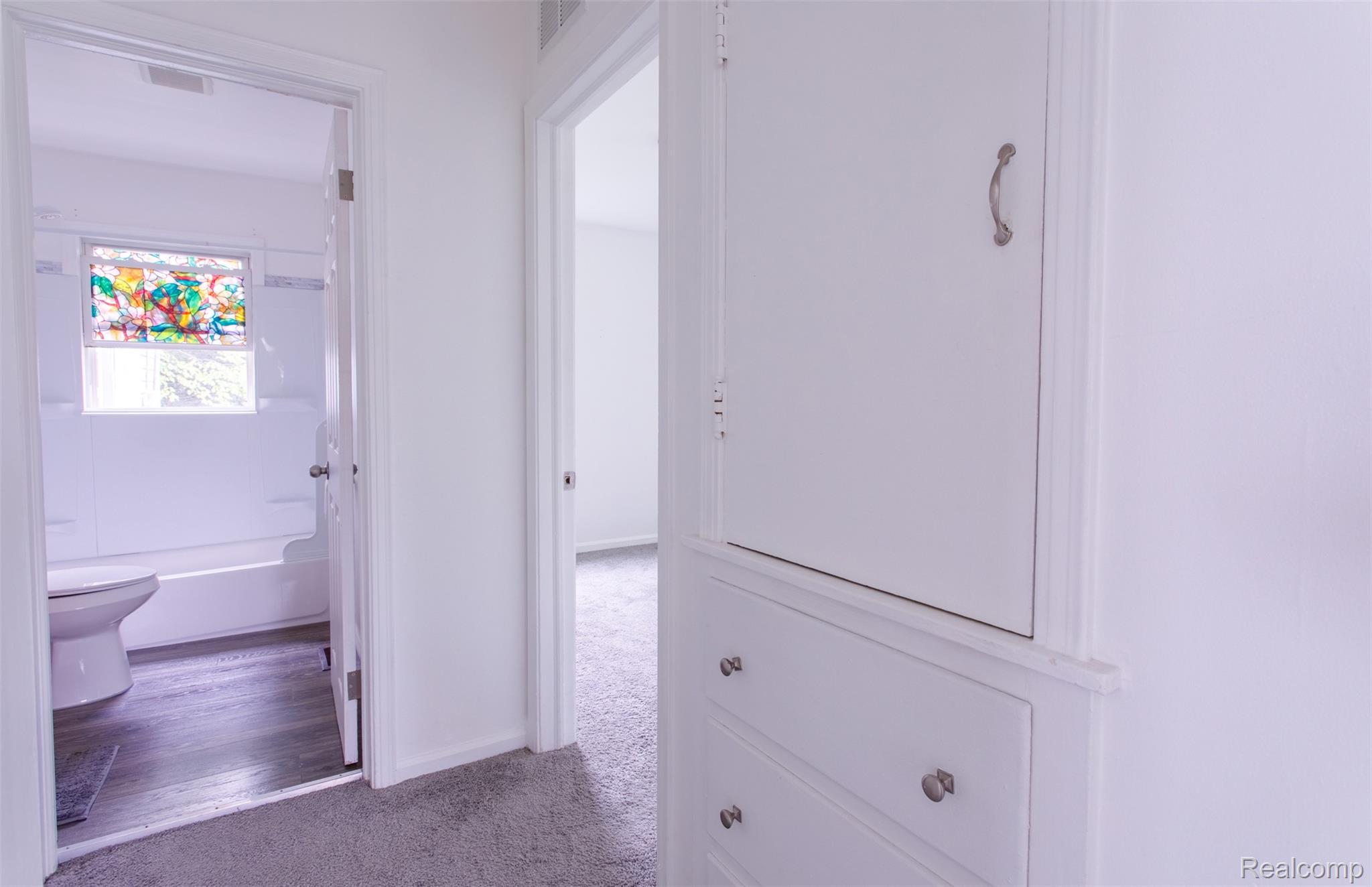 27700 Dartmouth Street