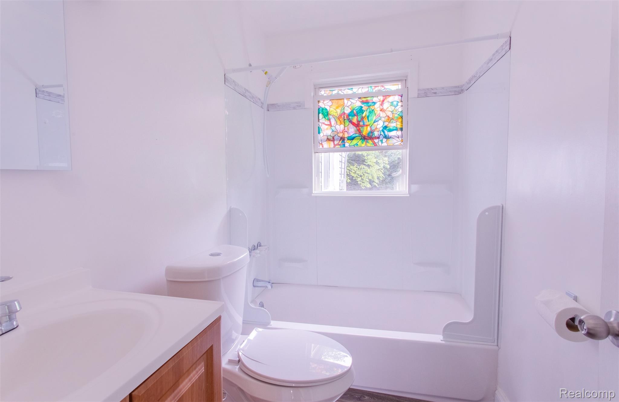 27700 Dartmouth Street