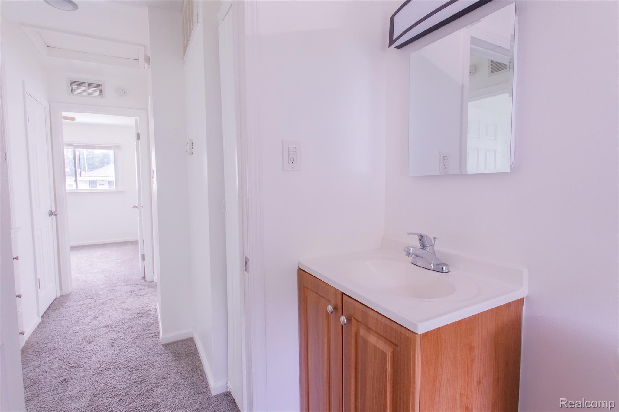 27700 Dartmouth Street