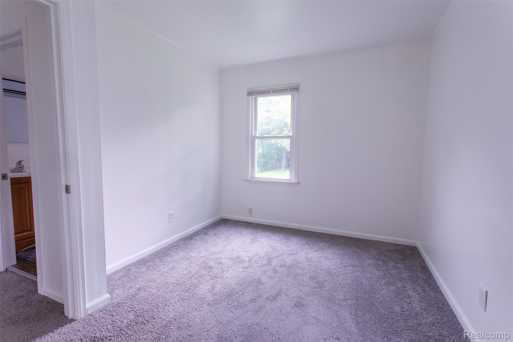 27700 Dartmouth Street