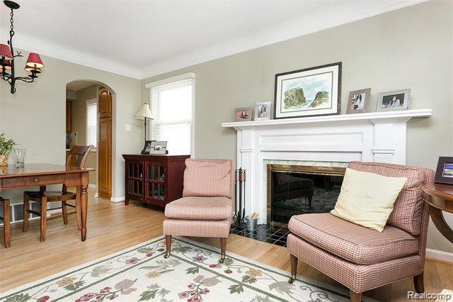 2243 Dorchester Road