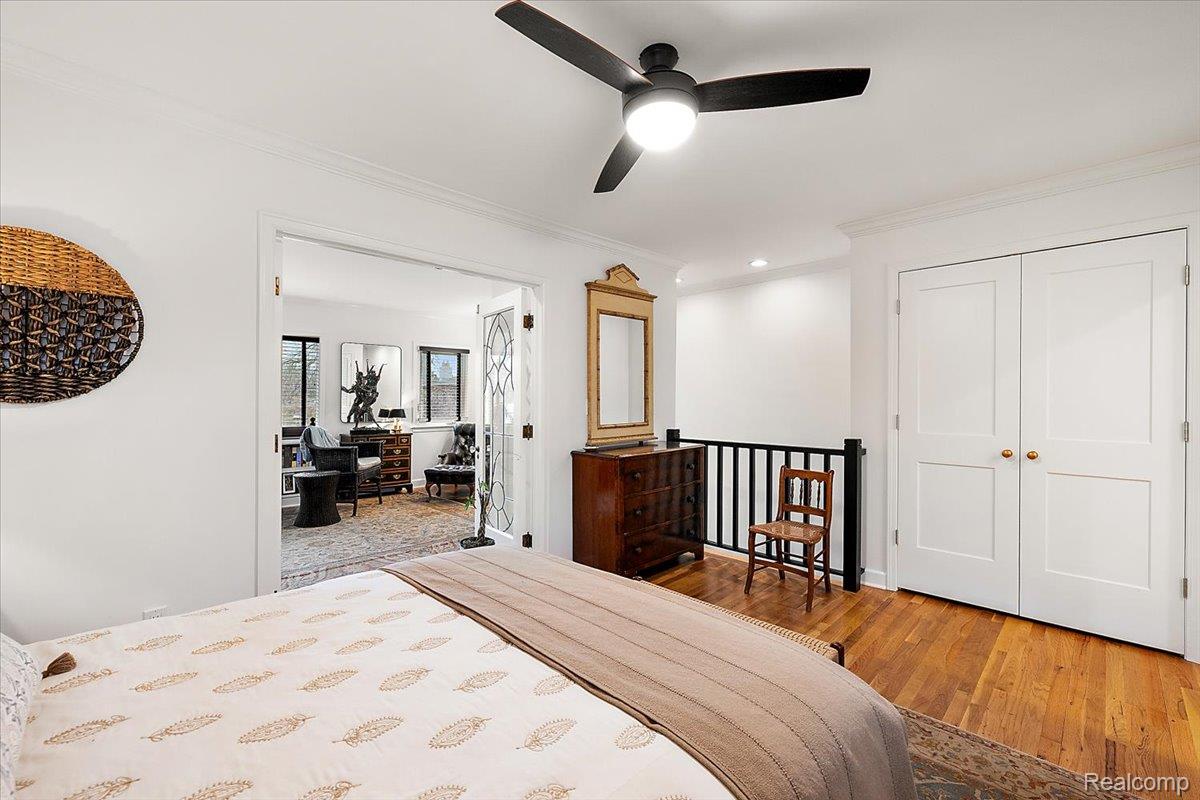 1077 N Old Woodward Avenue