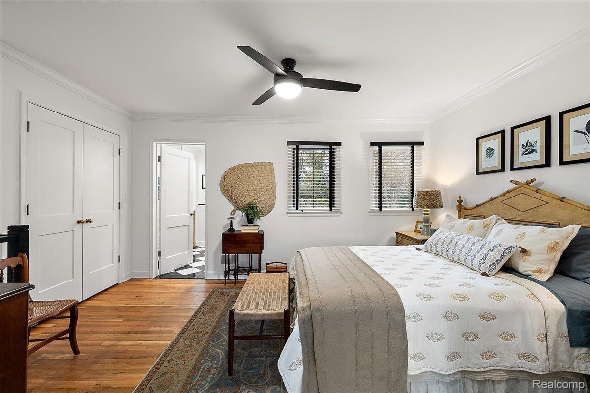 1077 N Old Woodward Avenue