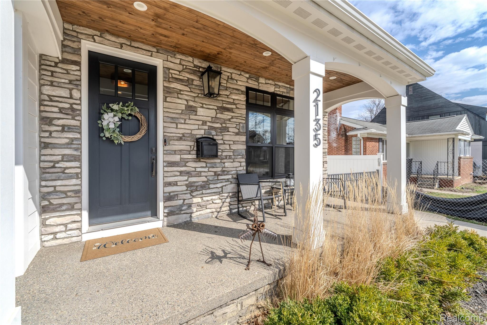 2135 Manchester Road
