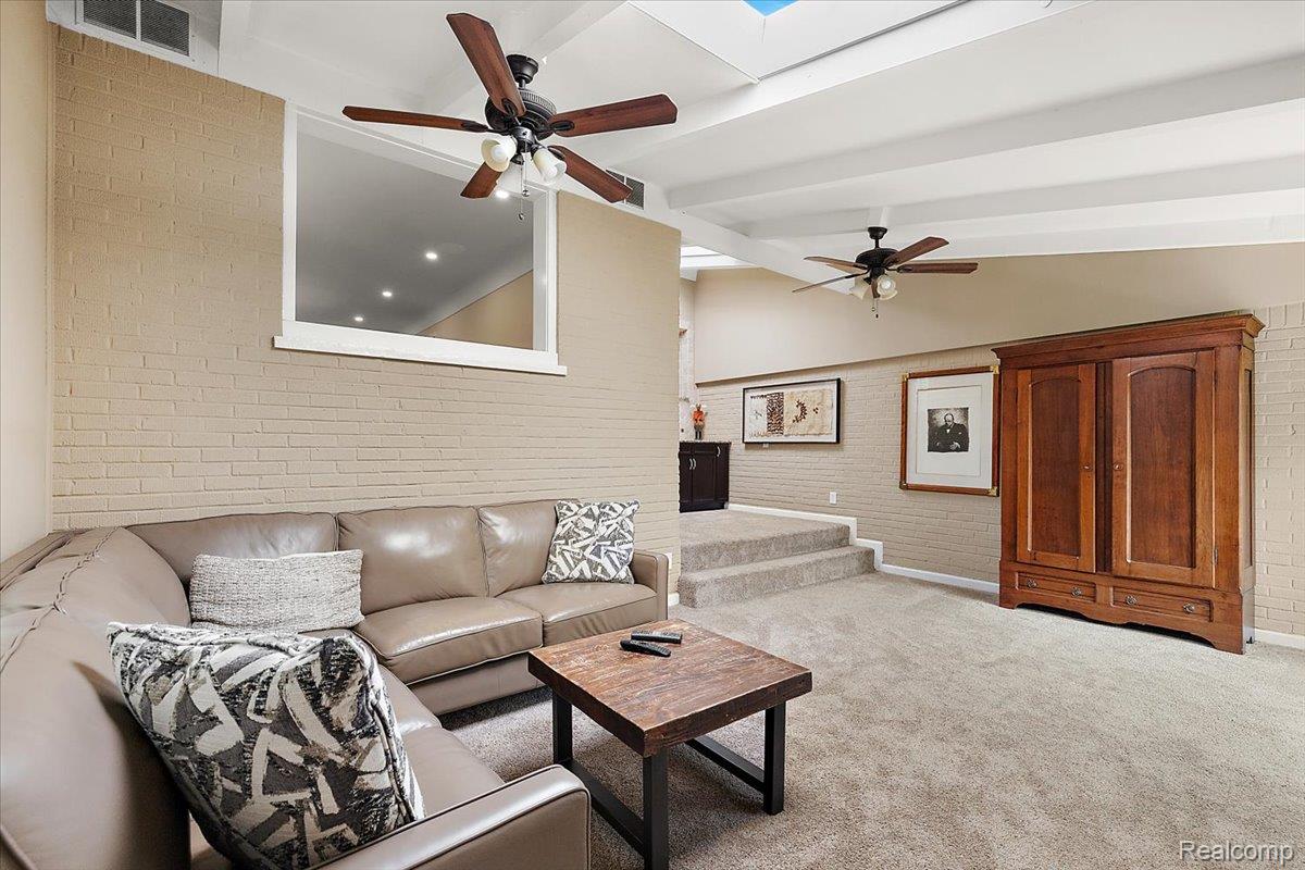 1004 Wimbleton Drive