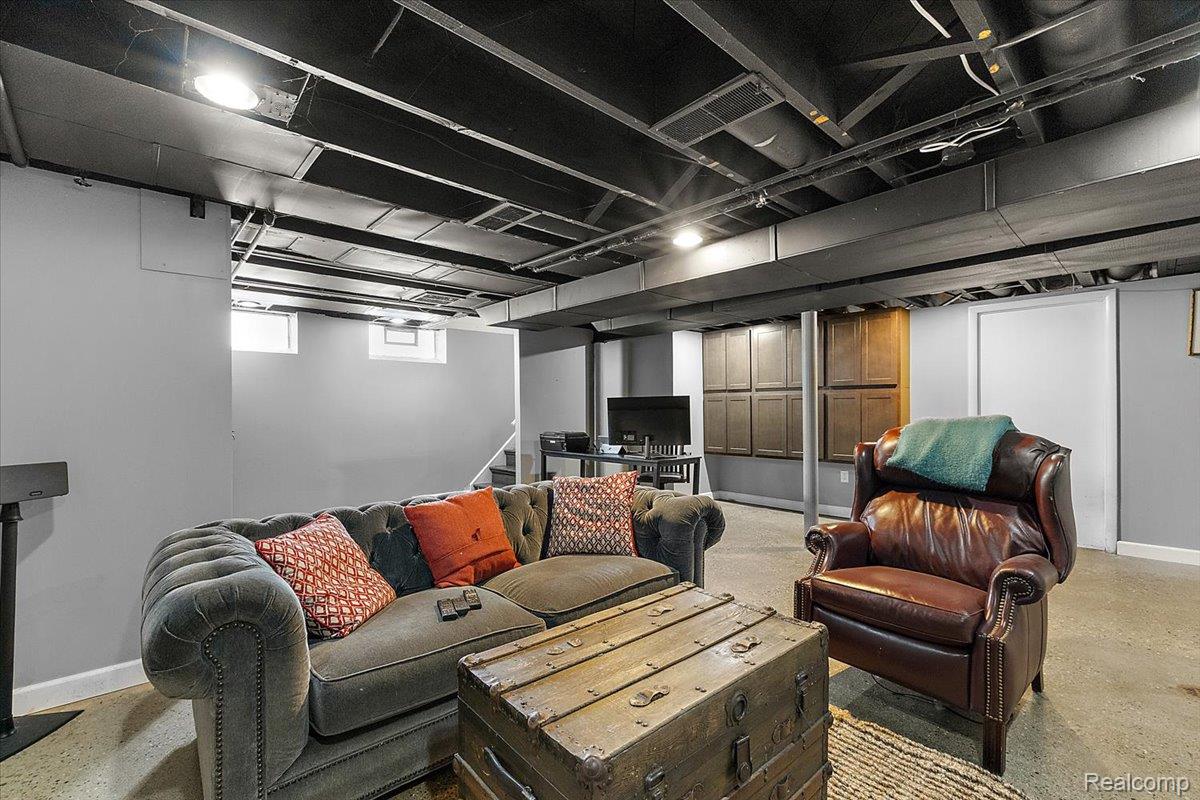 1004 Wimbleton Drive