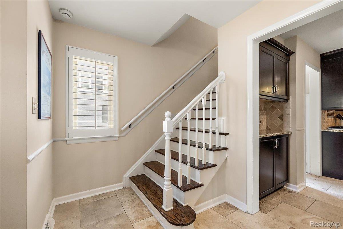 1004 Wimbleton Drive