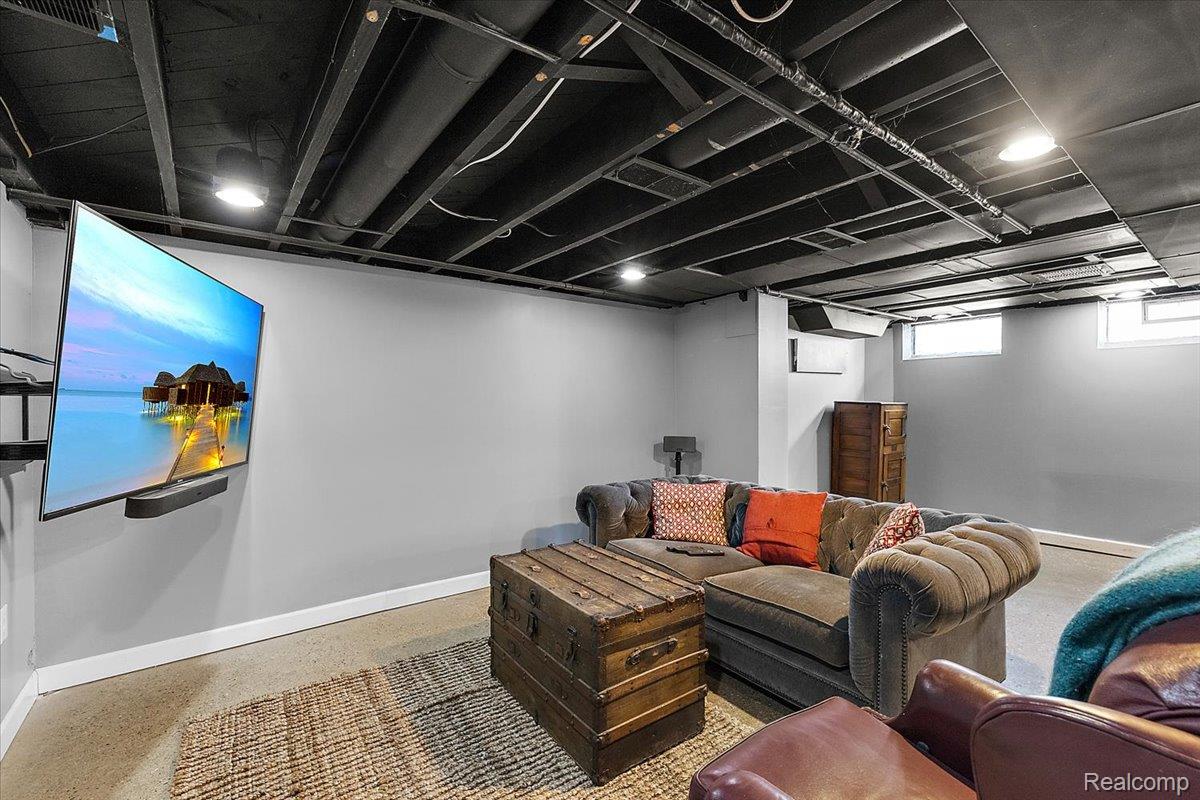 1004 Wimbleton Drive