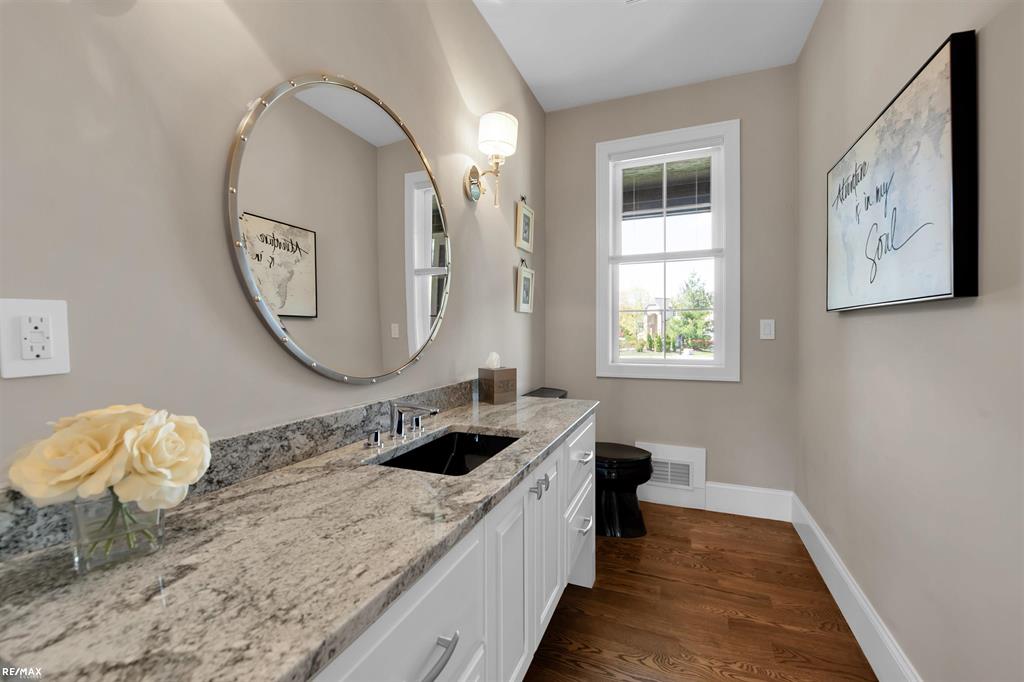 32815 Crimson Crossing