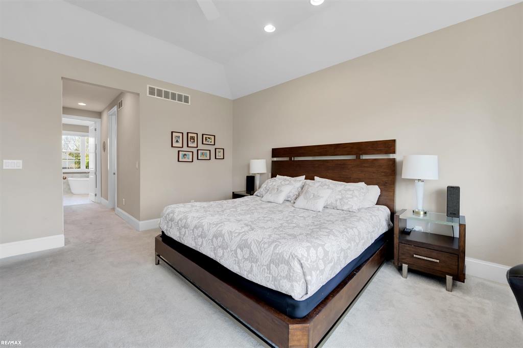 32815 Crimson Crossing