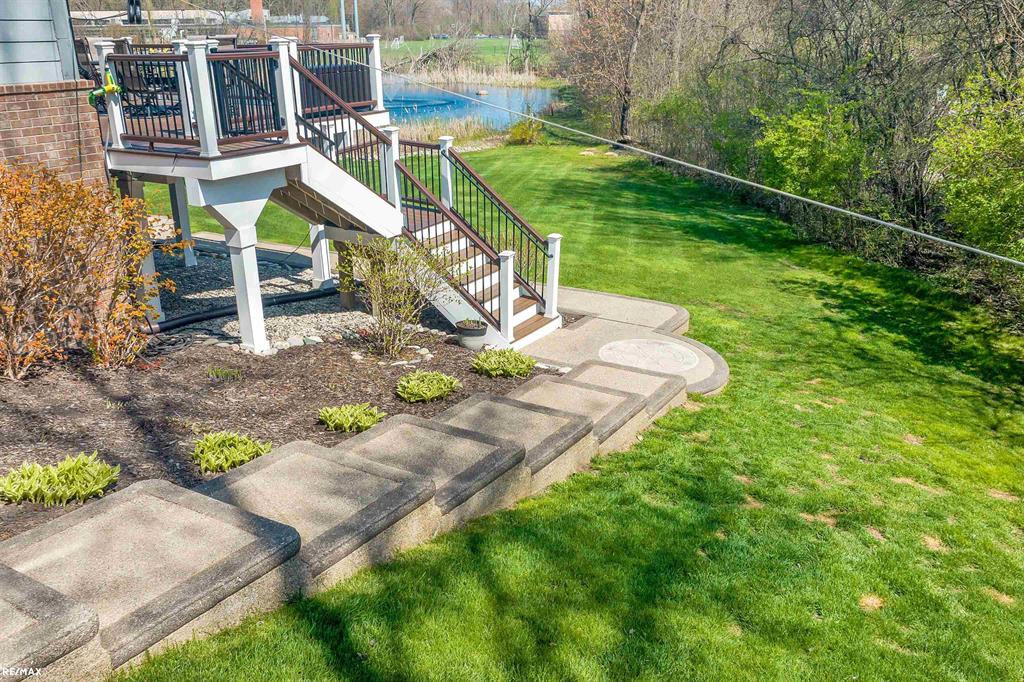 32815 Crimson Crossing