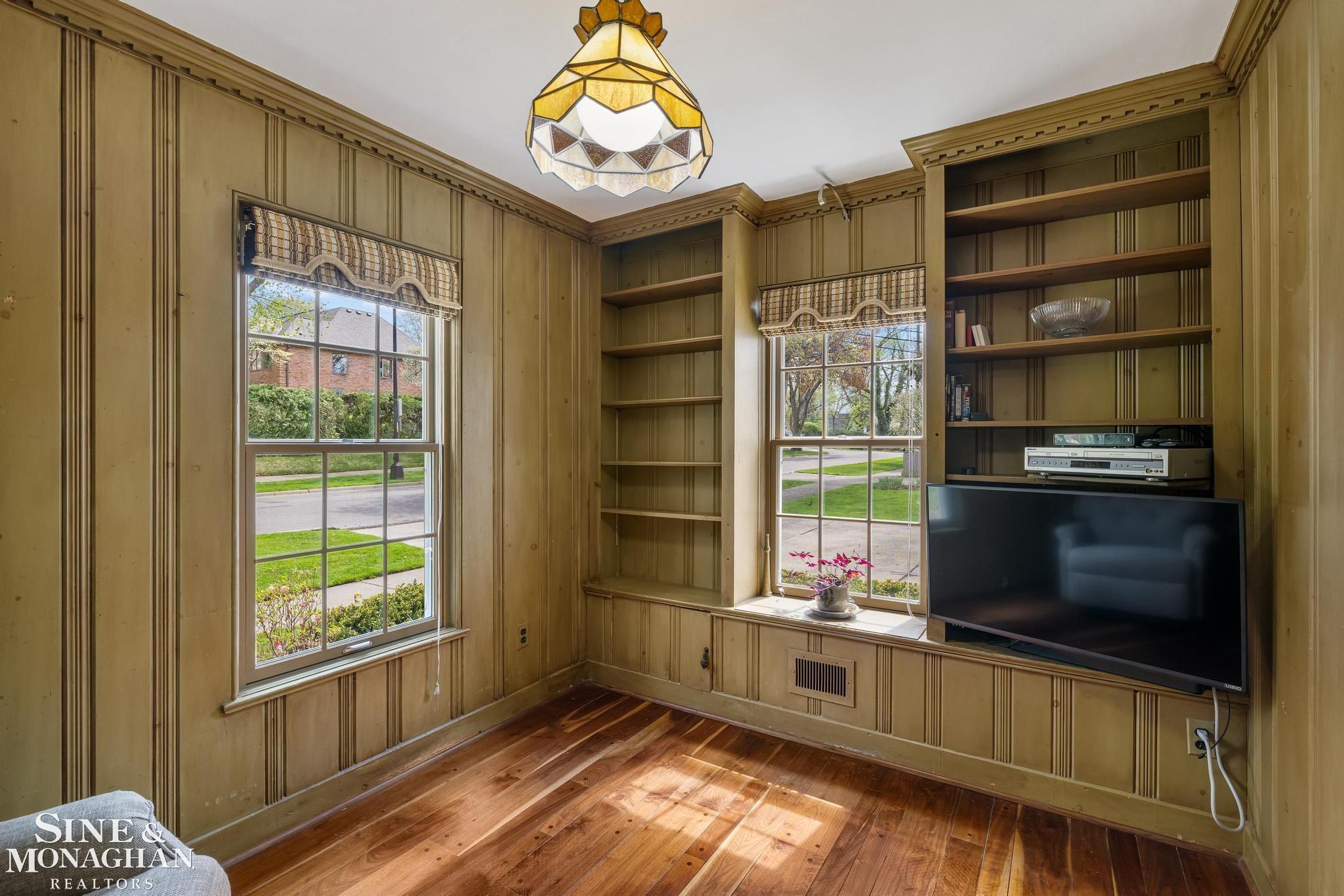 251 Merriweather Road